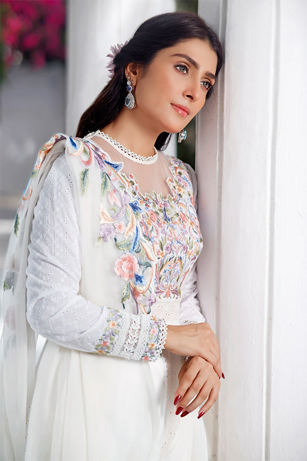 ayeza khan casual dresses Ayeza Khan