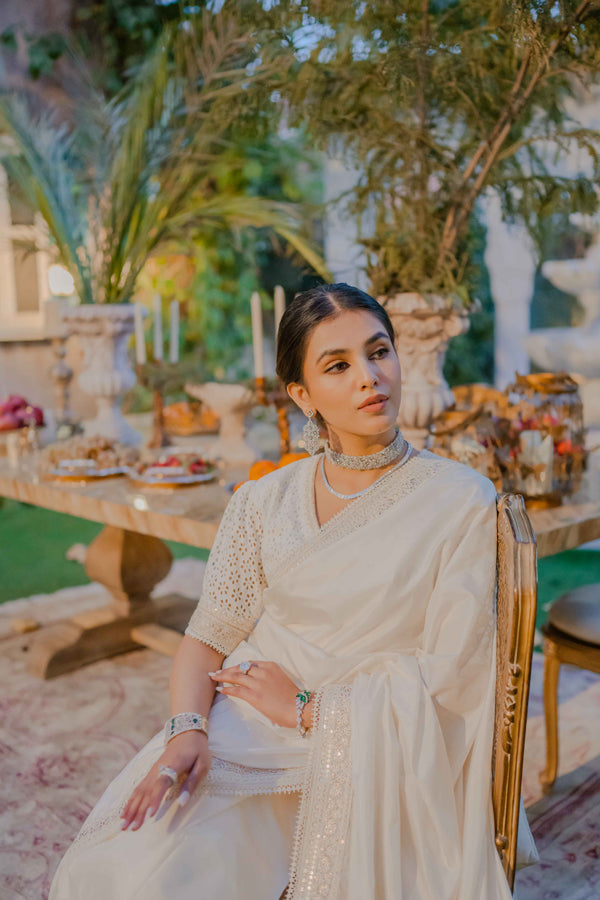 Raina – Farah And Fatima