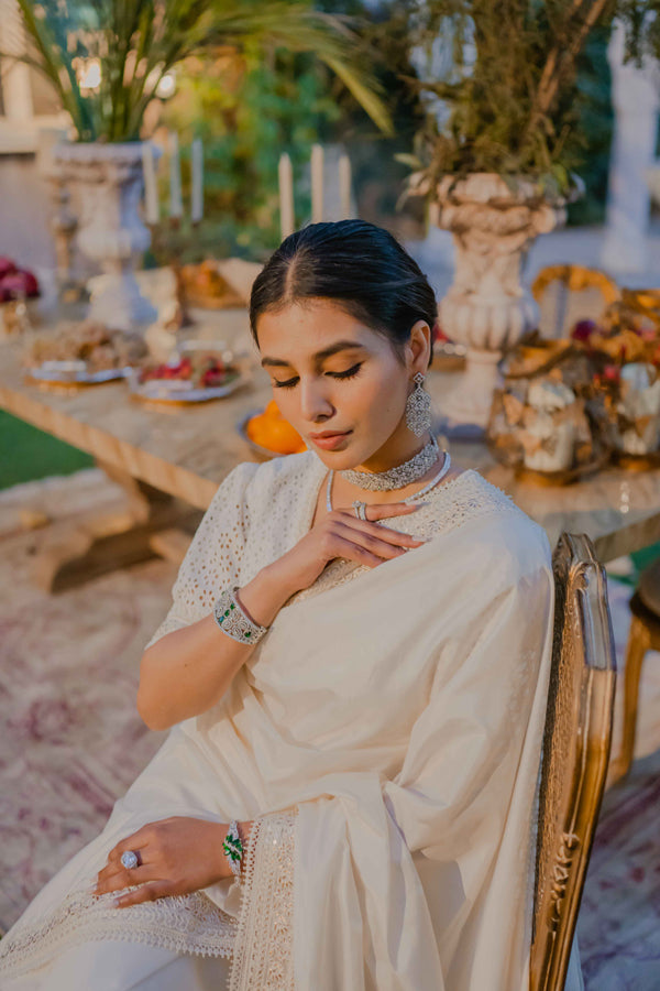 Raina – Farah And Fatima